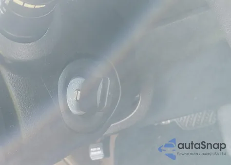 2015 Nissan Rogue Select S z USA, uszkodzony, nr VIN JN8AS5MT7FW667478